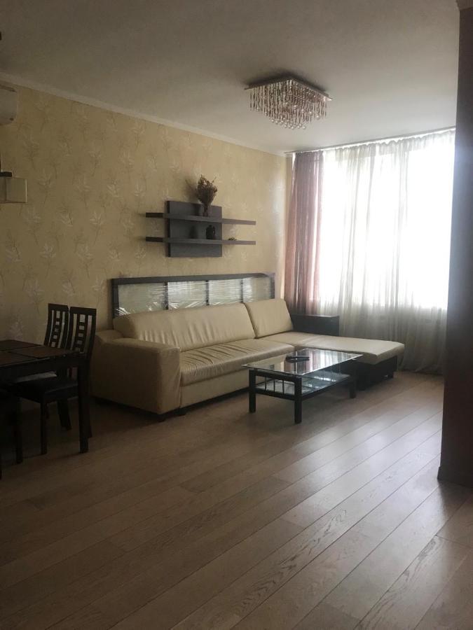 Apartments Near Park Peremohy 敖德萨 外观 照片